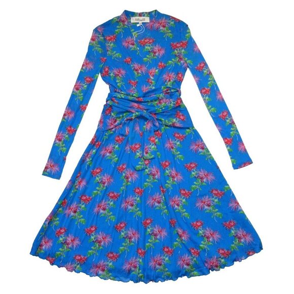 NWT Diane von Furstenberg DVF Brenda in Hewes Medium Indigo Fit & Flare Dress XS NWT Diane von Furstenberg DVF Brenda in Hewes Medium Indigo Fit & Flare Dress XS